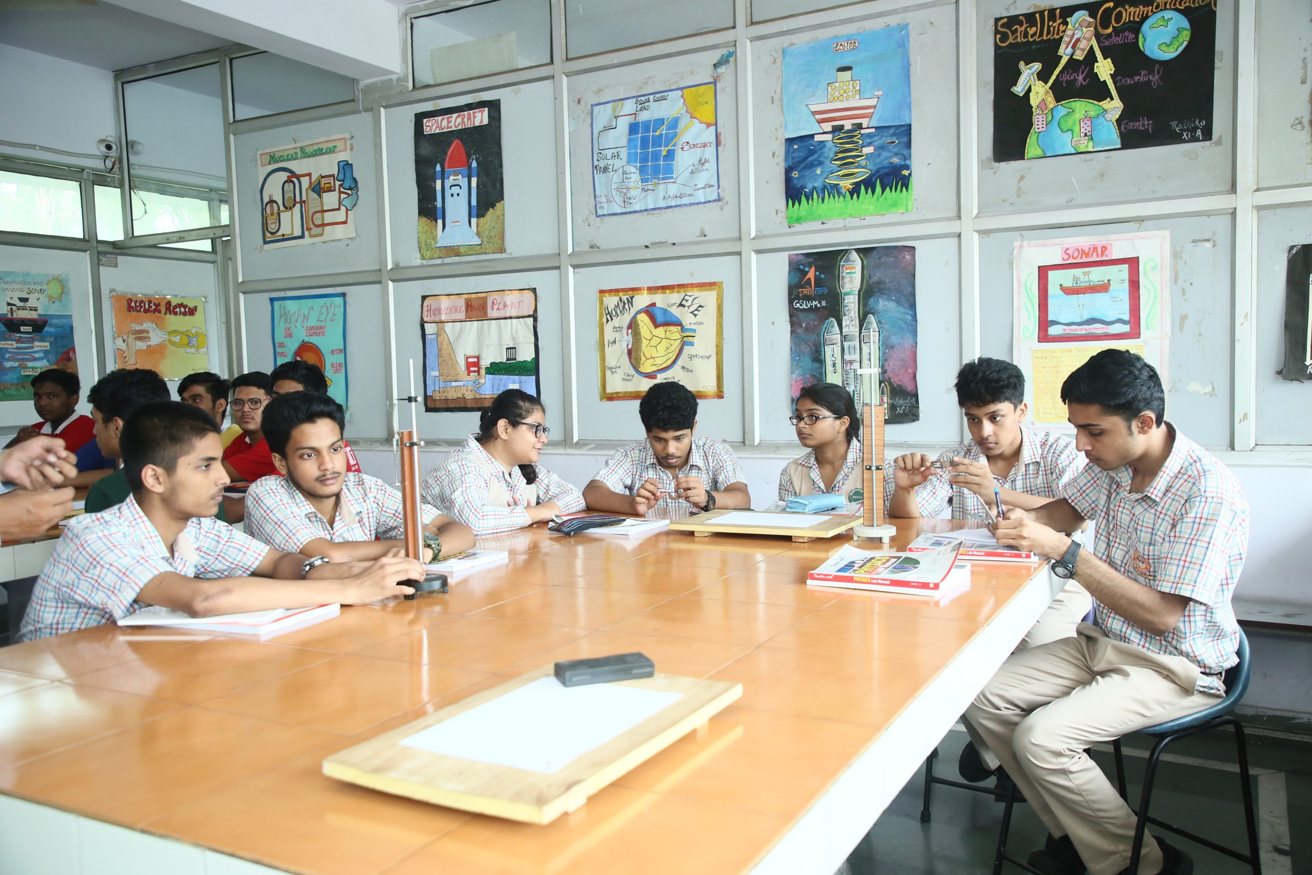 How Experiential Learning Shapes Success: Real-World Projects at AVB Public School